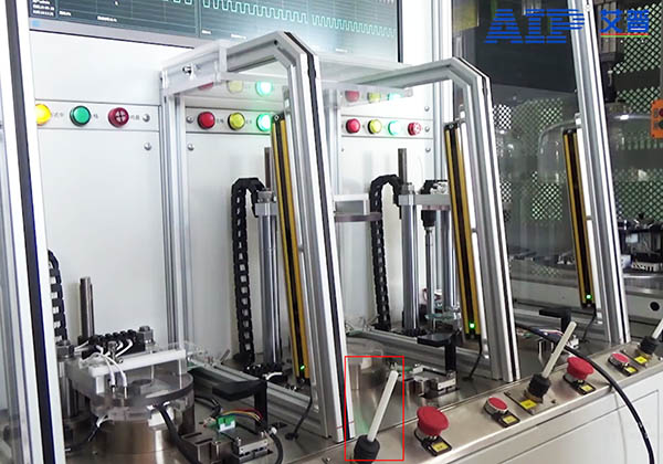 無刷電機(jī)驅(qū)動(dòng)板測(cè)試—艾普智能.jpg