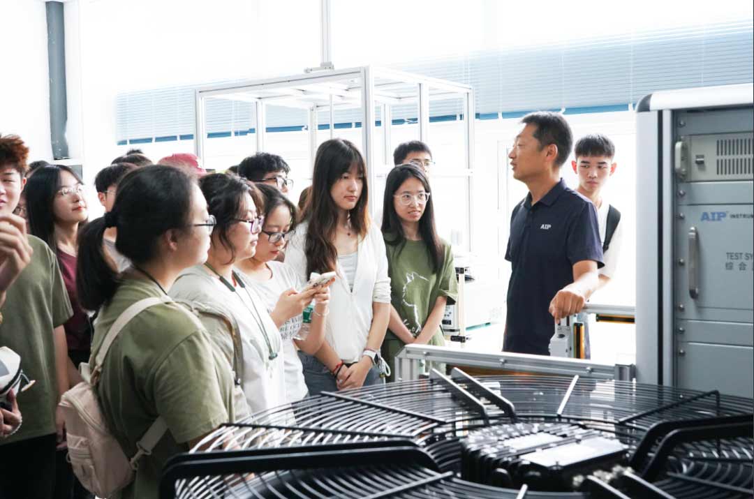 中國石油大學（華東）師生走進艾普智能，攜手共促產(chǎn)學研深度融合